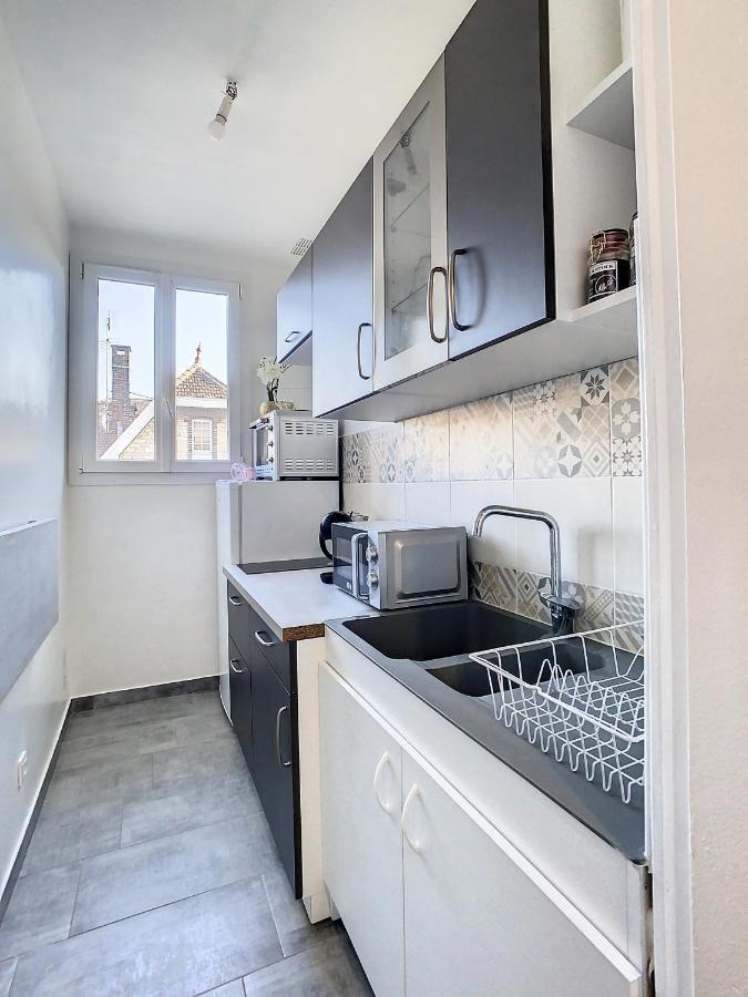 Apartament Joli Studio Meuble Tout Equipe Hyper Centre Wifi Troyes Zewnętrze zdjęcie