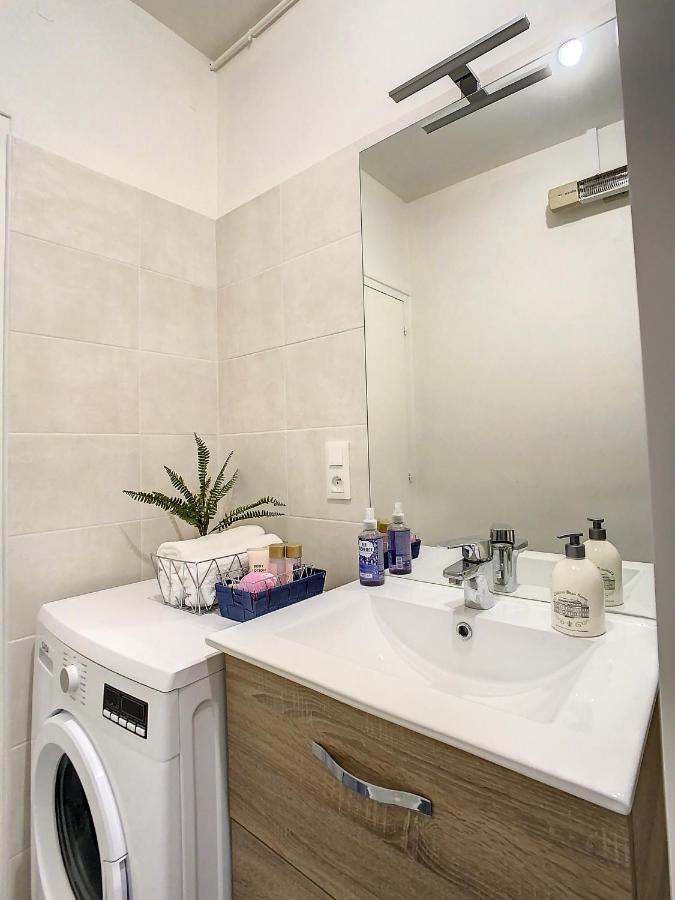 Apartament Joli Studio Meuble Tout Equipe Hyper Centre Wifi Troyes Zewnętrze zdjęcie